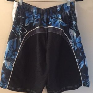 SPEEDO swim trunks, board shorts. Men’s sz M